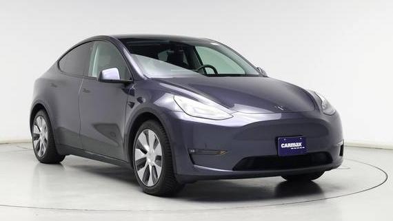 TESLA MODEL Y 2021 5YJYGAEE8MF211477 image